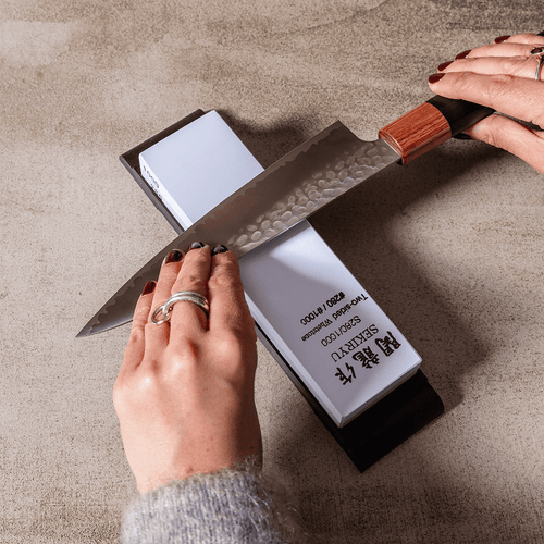 Le-Gyuto-Couteau-Pierre-Atma-5