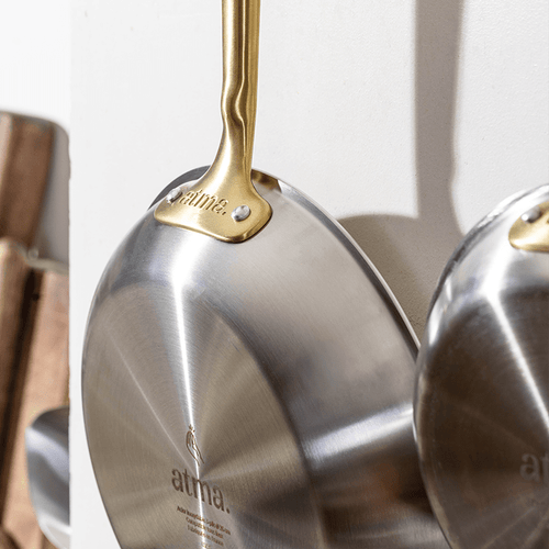 Pack Brigade - set de 3 sartenes de acero inoxidable con mangos dorados - Edición limitada - Atma Kitchenware